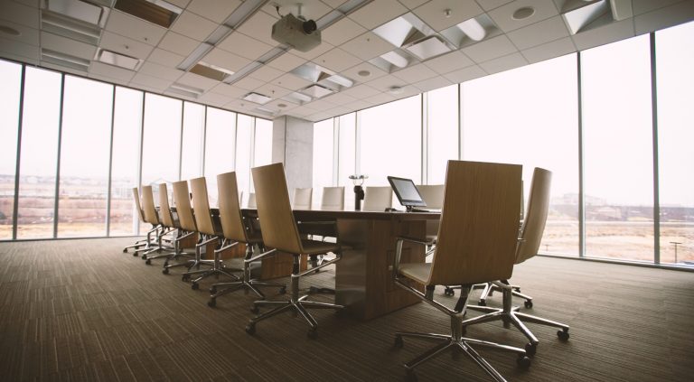 Corporate Governance: The management board manages the company under its own responsibility and at its own discretion.